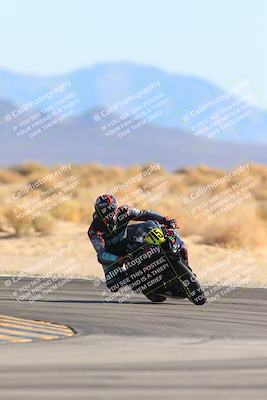 media/Jan-10-2025-CVMA Friday Practice (Fri) [[489e0da257]]/Group 4 and Trackday/Session 4 (Turn 16)/